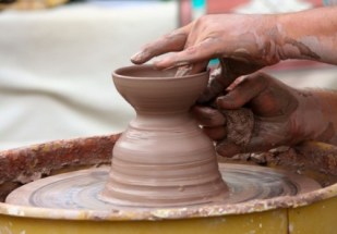 potters_wheel_clay_sculpt_221395